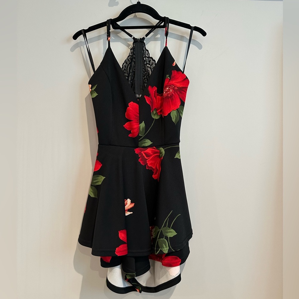 Windsor Women’s Black and Red Floral Lace Back Skater Romper, Size-Medium, EUC